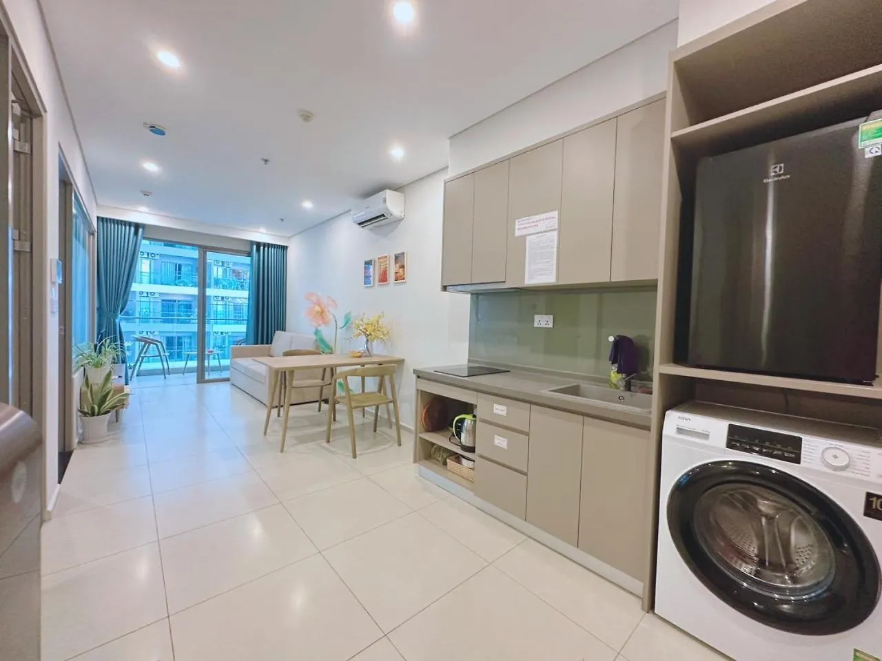 The Song Apartment Vung Tau-Swimming Pool-Near Beach
