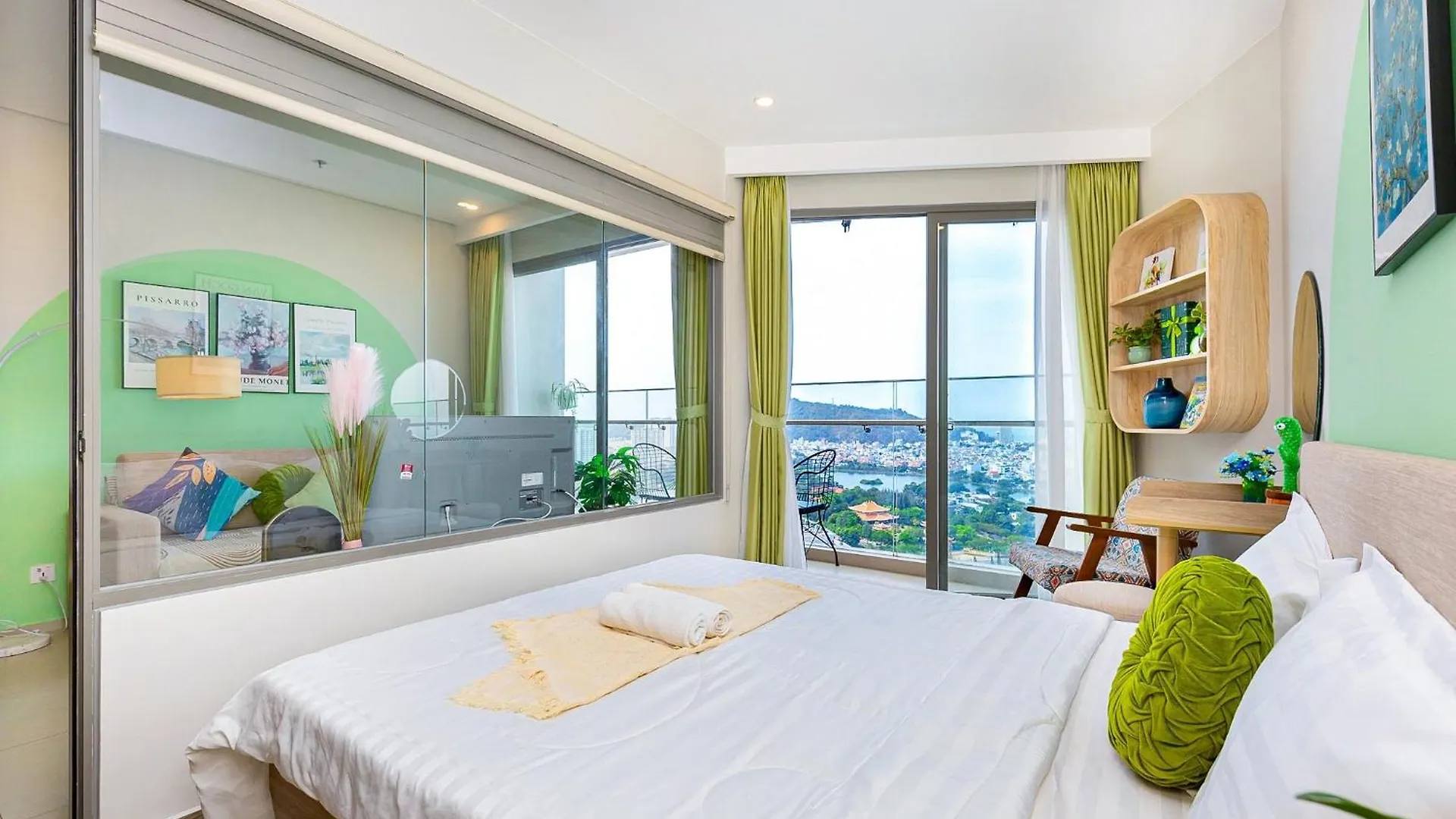 The Song Apartment Vung Tau-Swimming Pool-Near Beach