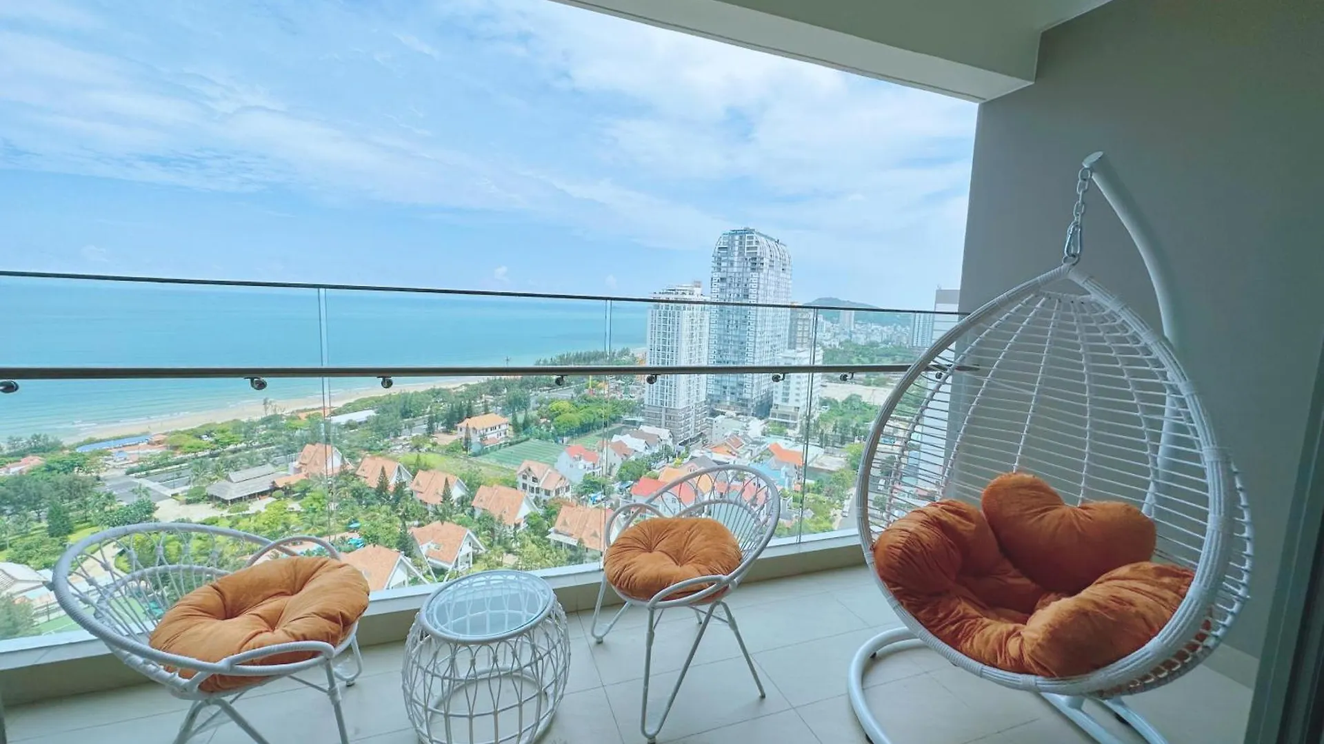 The Song Apartment Vung Tau-Swimming Pool-Near Beach 0*,  Vietnam