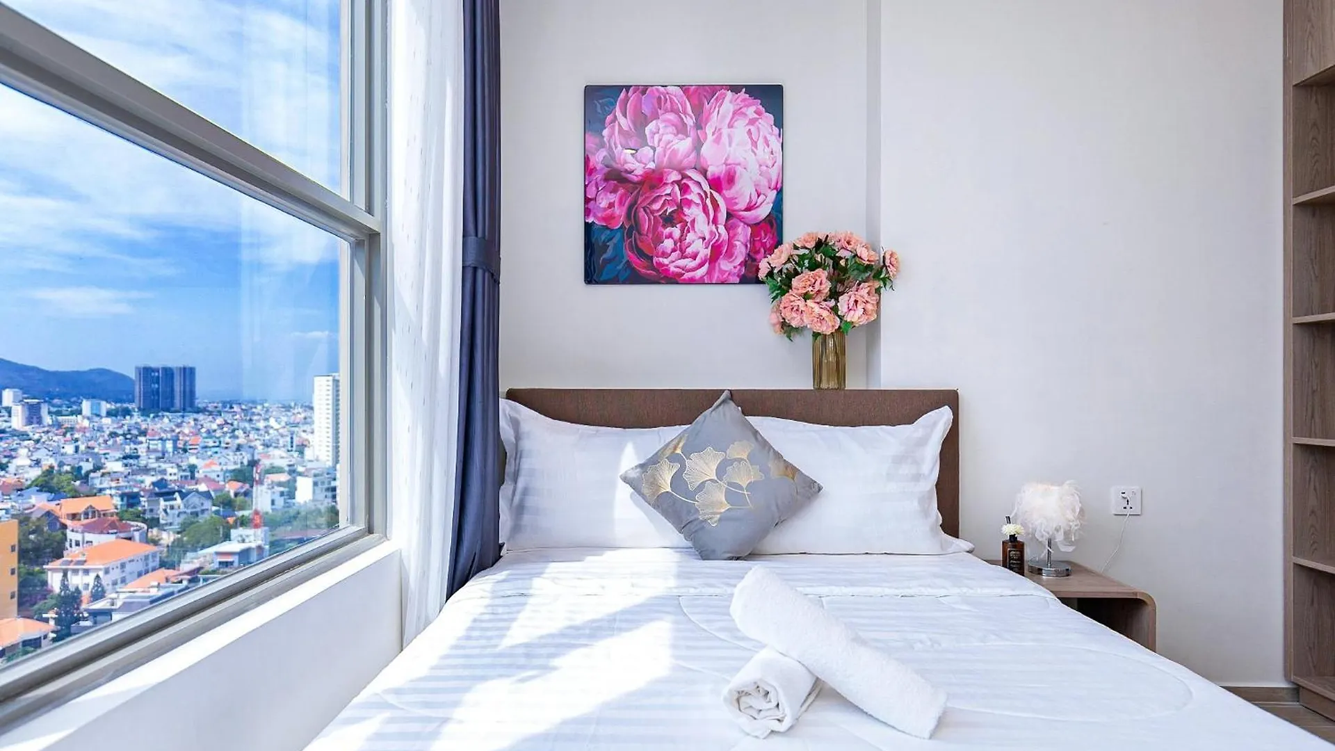 The Song Apartment Vung Tau-Swimming Pool-Near Beach
