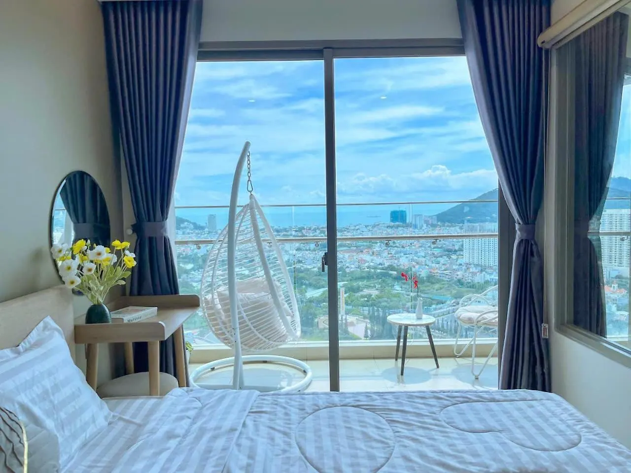 The Song Apartment Vung Tau-Swimming Pool-Near Beach