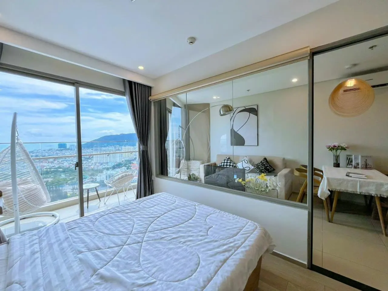 The Song Apartment Vung Tau-Swimming Pool-Near Beach Vietnam